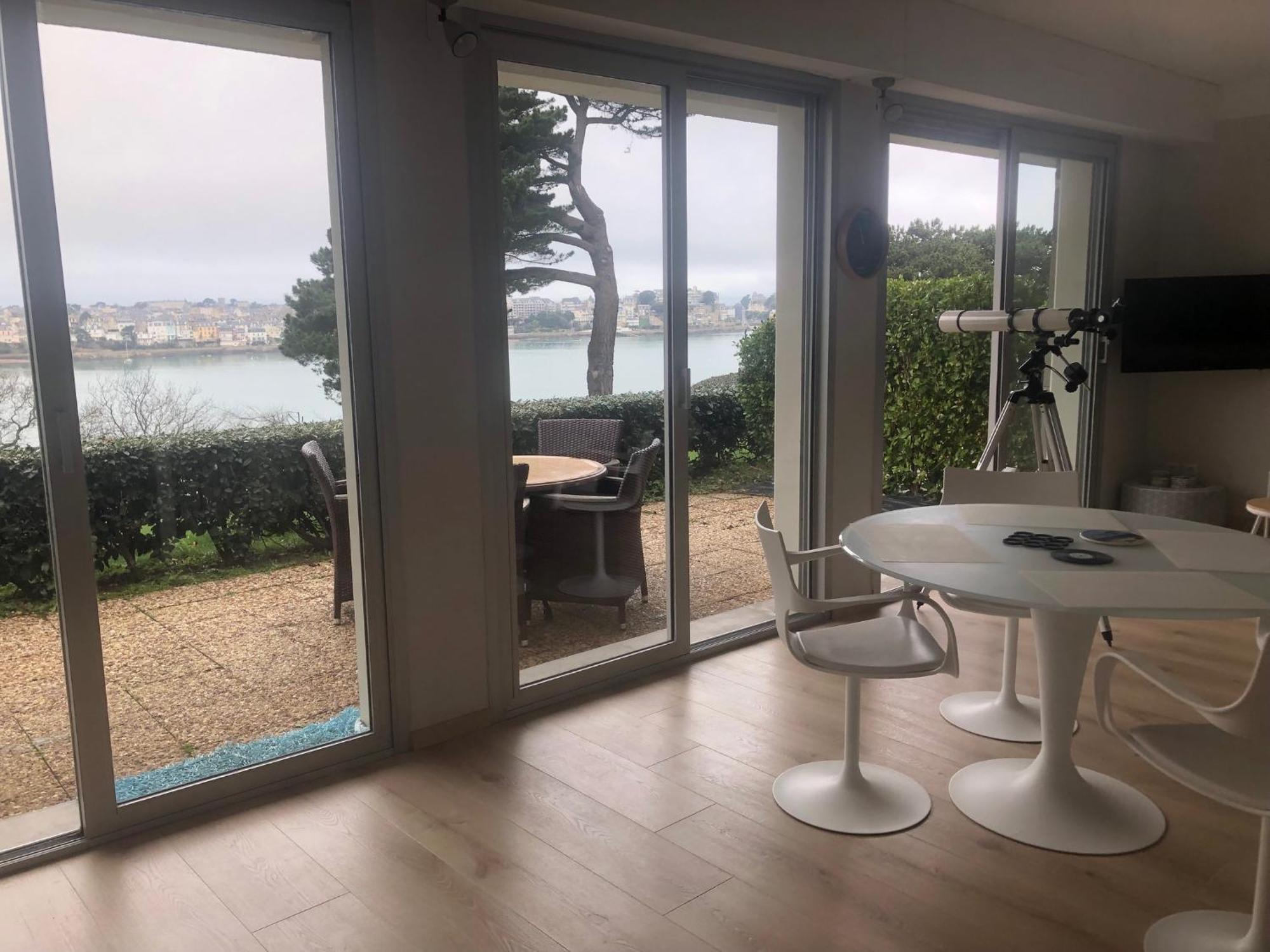 Appartement Vue Sur Mer Dinard Extérieur photo